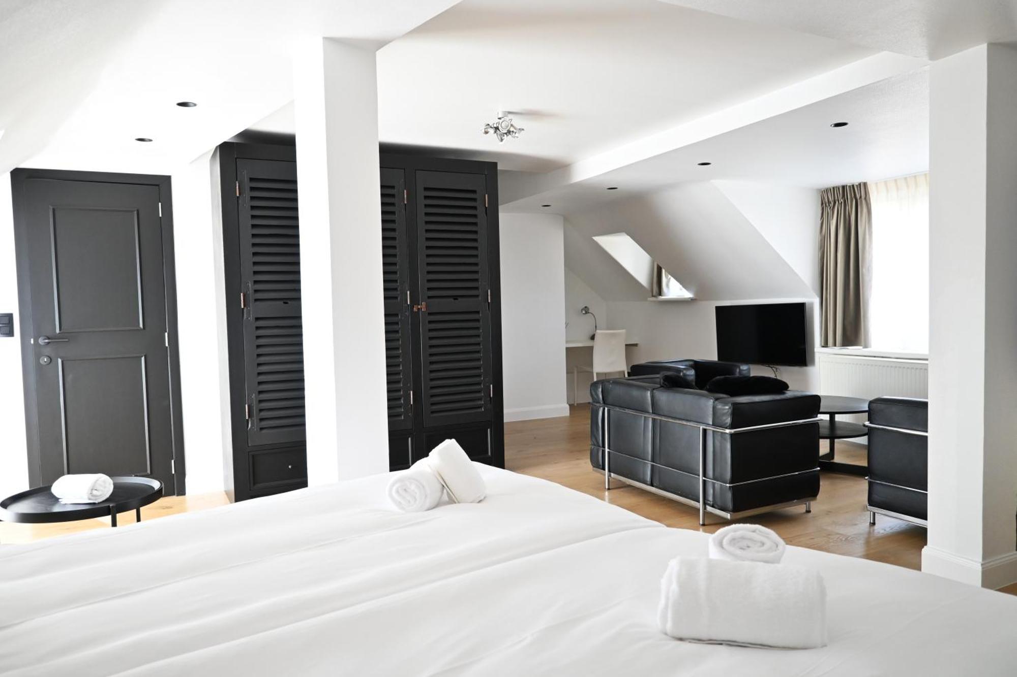 Boutique Hotel Azur เดอฮาน ภายนอก รูปภาพ